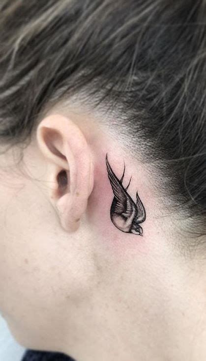 185 Trendy Behind the Ear Tattoos and Ideas